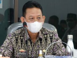 Respon Publik Gemuruh Terhadap Pemberhentian Arinal Djunaidi