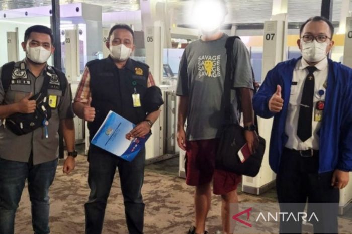 Asing warga imigrasi narkoba polri menangkap kasus antara tindak pidana bareskrim direktorat pelanggaran Asing warga imigrasi narkoba polri menangkap kasus antara tindak pidana bareskrim direktorat pelanggaran