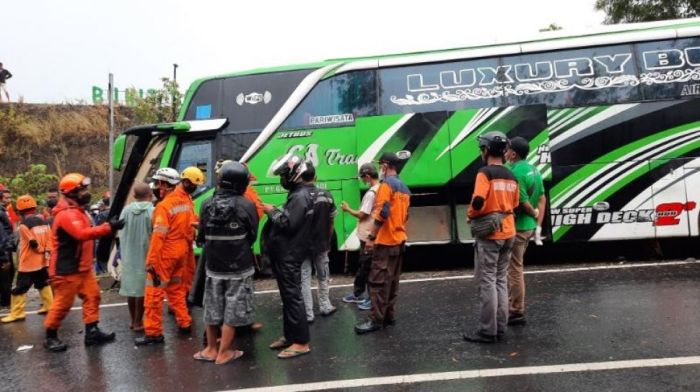 Tanggapan pihak perusahaan bus terkait kecelakaan