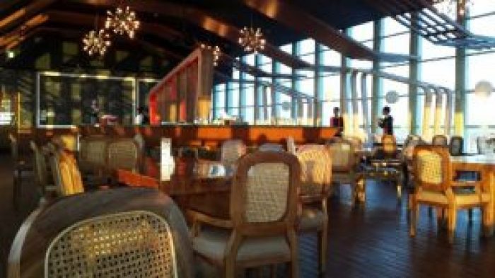 Makan malam mingguan pemandangan indah buat cocok Tempat makan malam romantis suasana indah Makassar