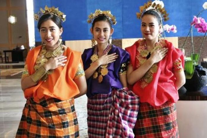 Informasi lengkap tentang budaya dan adat istiadat suku Makassar