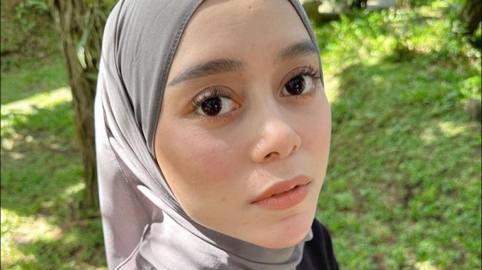 Rumah lesti kejora di kampung halaman dan kehidupannya