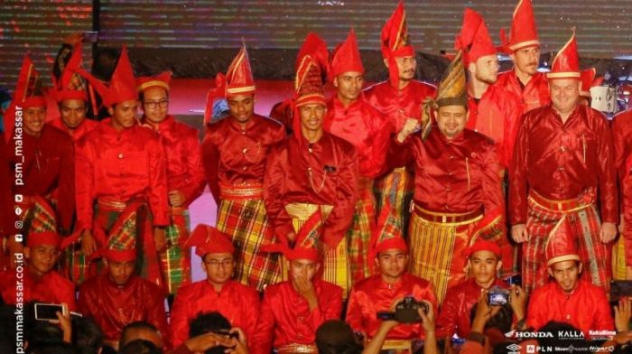 Daftar lagu-lagu tradisional Makassar yang populer dan liriknya