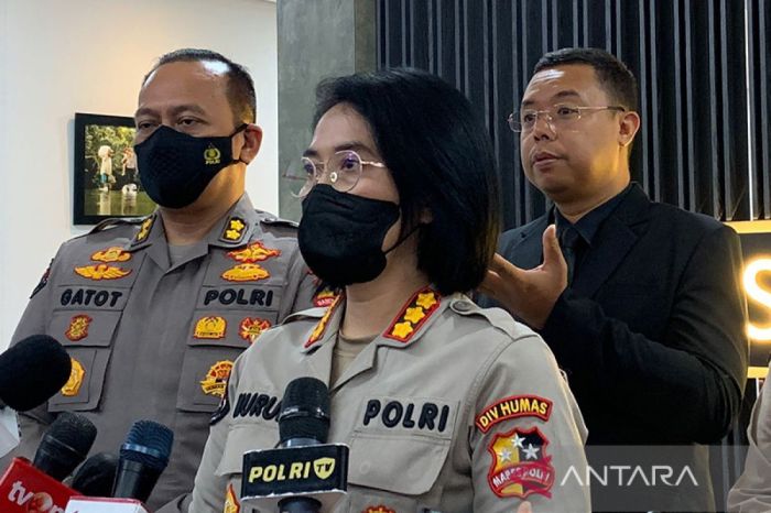 Reaksi masyarakat terhadap kunjungan Kapolri