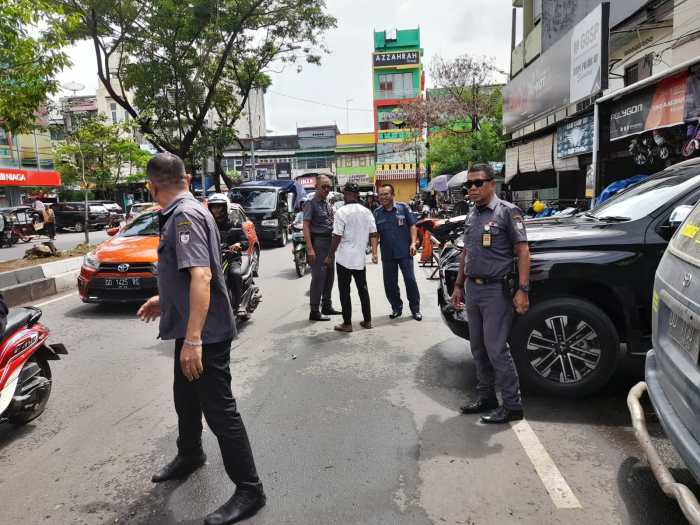 Peraturan parkir di mal XXI Makassar yang menggunakan CCTV