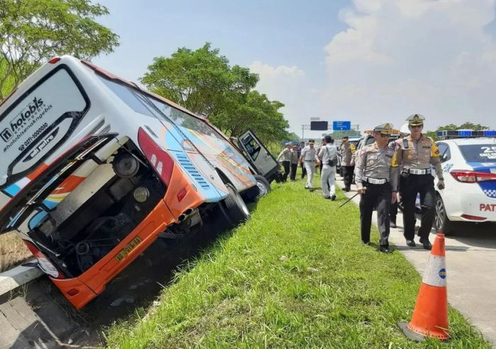 Tanggapan pihak kepolisian terhadap kecelakaan bus