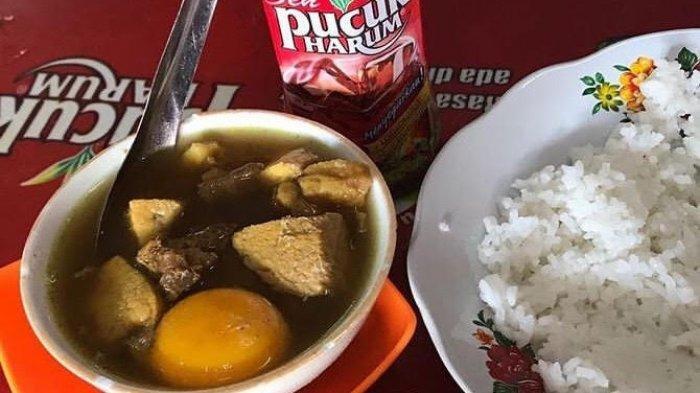Menu makan siang enak dan populer di makassar