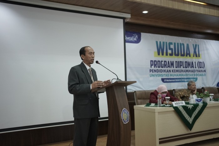 Upaya pemerintah daerah menanggapi kontroversi kebijakan wisuda dan barak