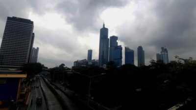 Prediksi cuaca Makassar besok apakah hujan atau panas