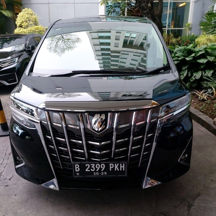Sewa mobil keluarga dengan harga terjangkau di Makassar