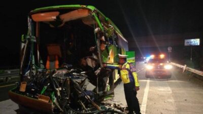 Kronologi kejadian kecelakaan bus miyor berdasarkan kesaksian saksi mata
