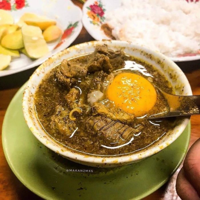 Makassar serigala khas makanan guideku basa pallu kuliner favorit sandiaga coto wajib dicoba instagram selain Makanan khas Makassar wajib dicoba wisatawan