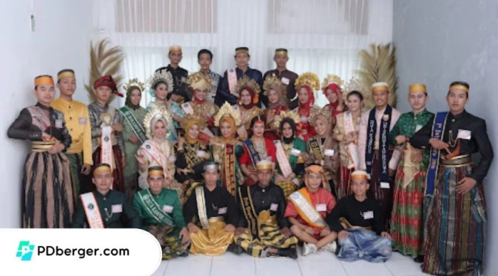 Harga dan model baju adat tradisional Makassar