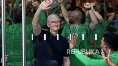 Strategi Apple Hadapi Tarif Impor 900 Juta Dolar