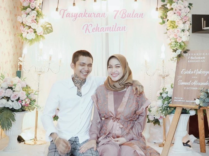 Lex eriska menikahi akui terpaksa Perbandingan usia eriska nakesya dan young lex
