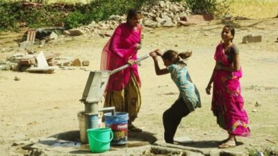 Water crisis shortage worsens facing afp sindh cjp shortages urgently experts ecological authorities verge disaster looming