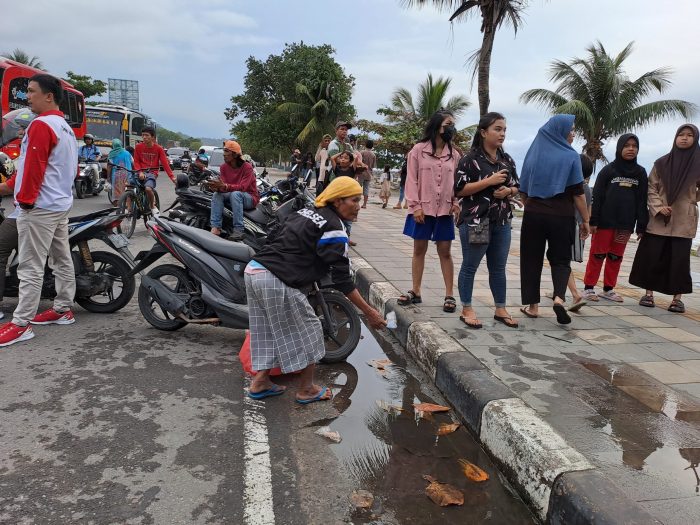 Respon masyarakat terhadap pencopotan kapus pintu padang