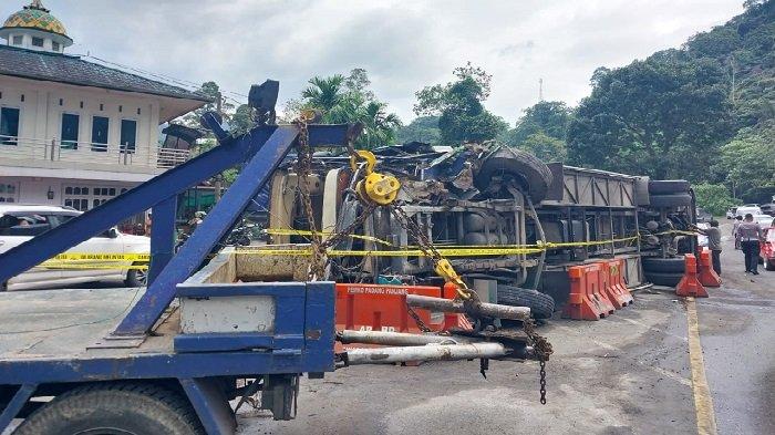 Status izin operasional bus kecelakaan Padang Panjang