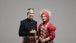 Bugis adat baju makassar pakaian sulawesi selatan makasar khas pria prewedding suku sarung sabbe penggunaan budayanesia sutra pernikahan ciri digstraksi