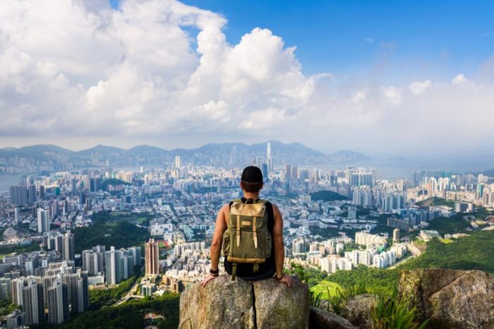 Keluhan wisatawan daratan tentang kunjungan di hong kong minggu emas