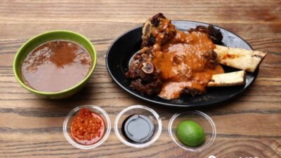 Daftar harga makanan khas Makassar di restoran terkenal