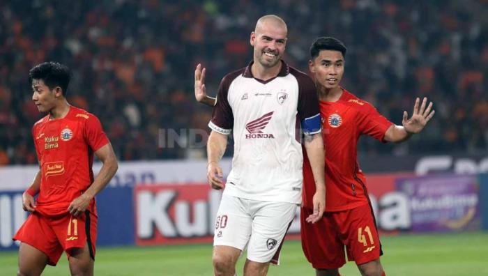 Harga tiket pertandingan sepak bola PSM Makassar vs Persija Jakarta