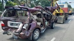 Sejarah Kecelakaan Mobil Mewah di Tol Analisis dan Pencegahan